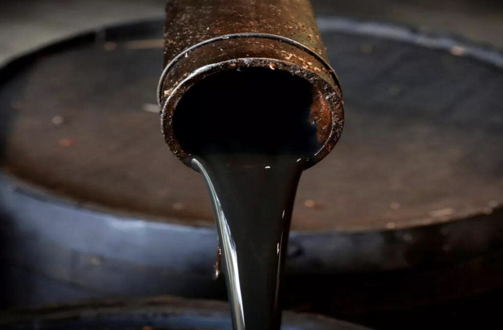 Government Reduced Windfall Tax on Crude Oil to Rs 5,000 per tonne